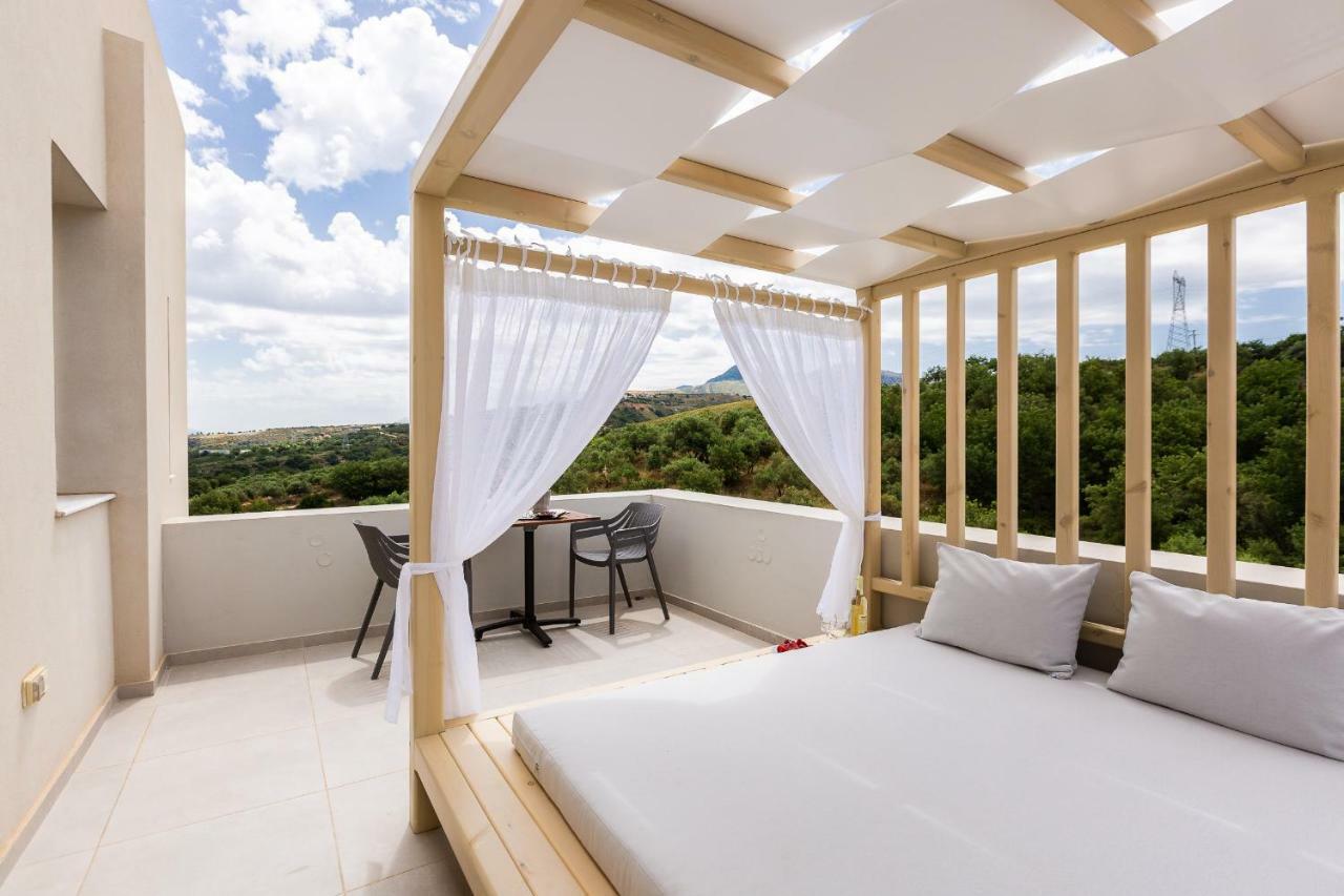 Vigla Suites 罗希姆诺 外观 照片