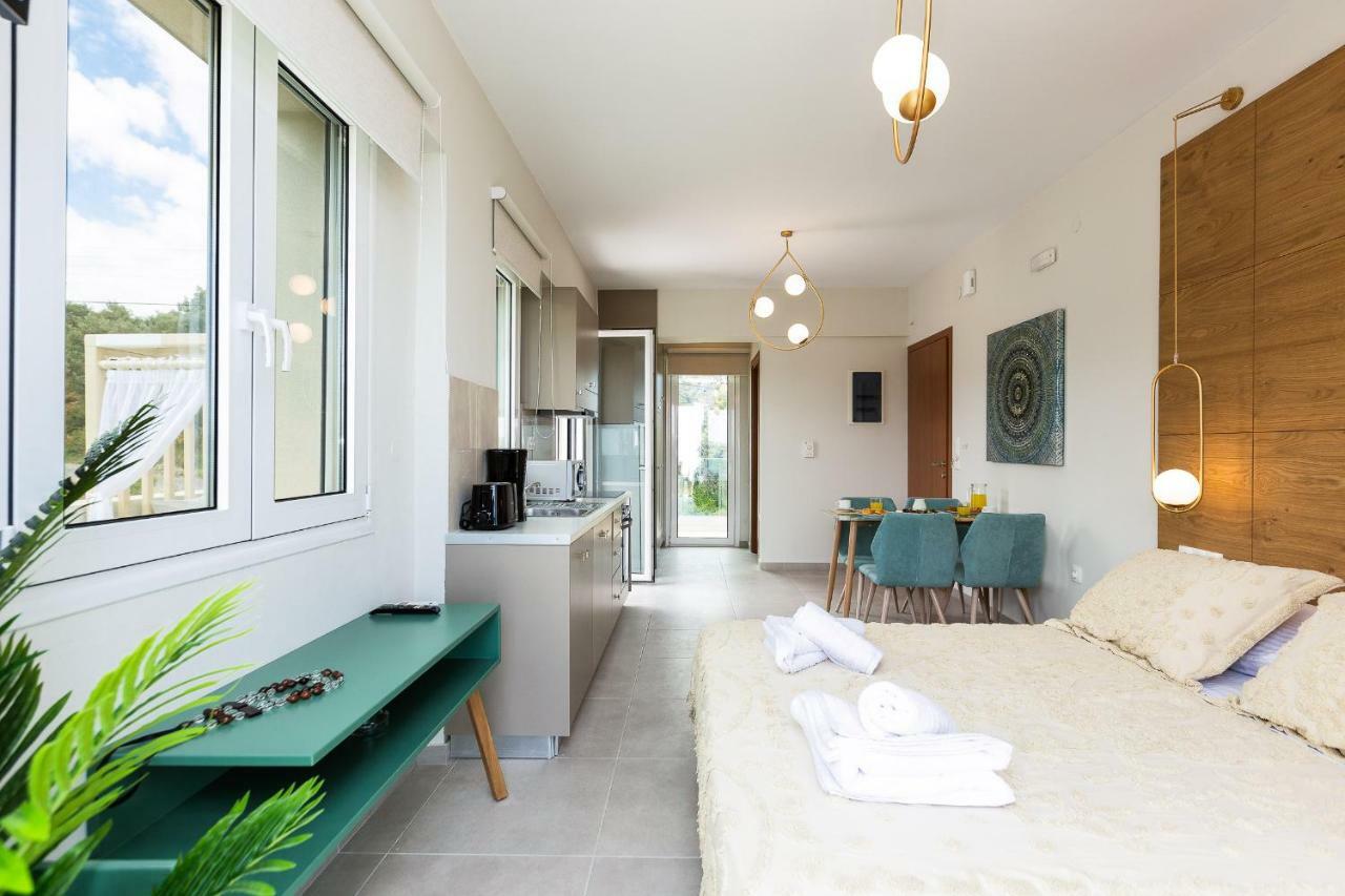 Vigla Suites 罗希姆诺 外观 照片