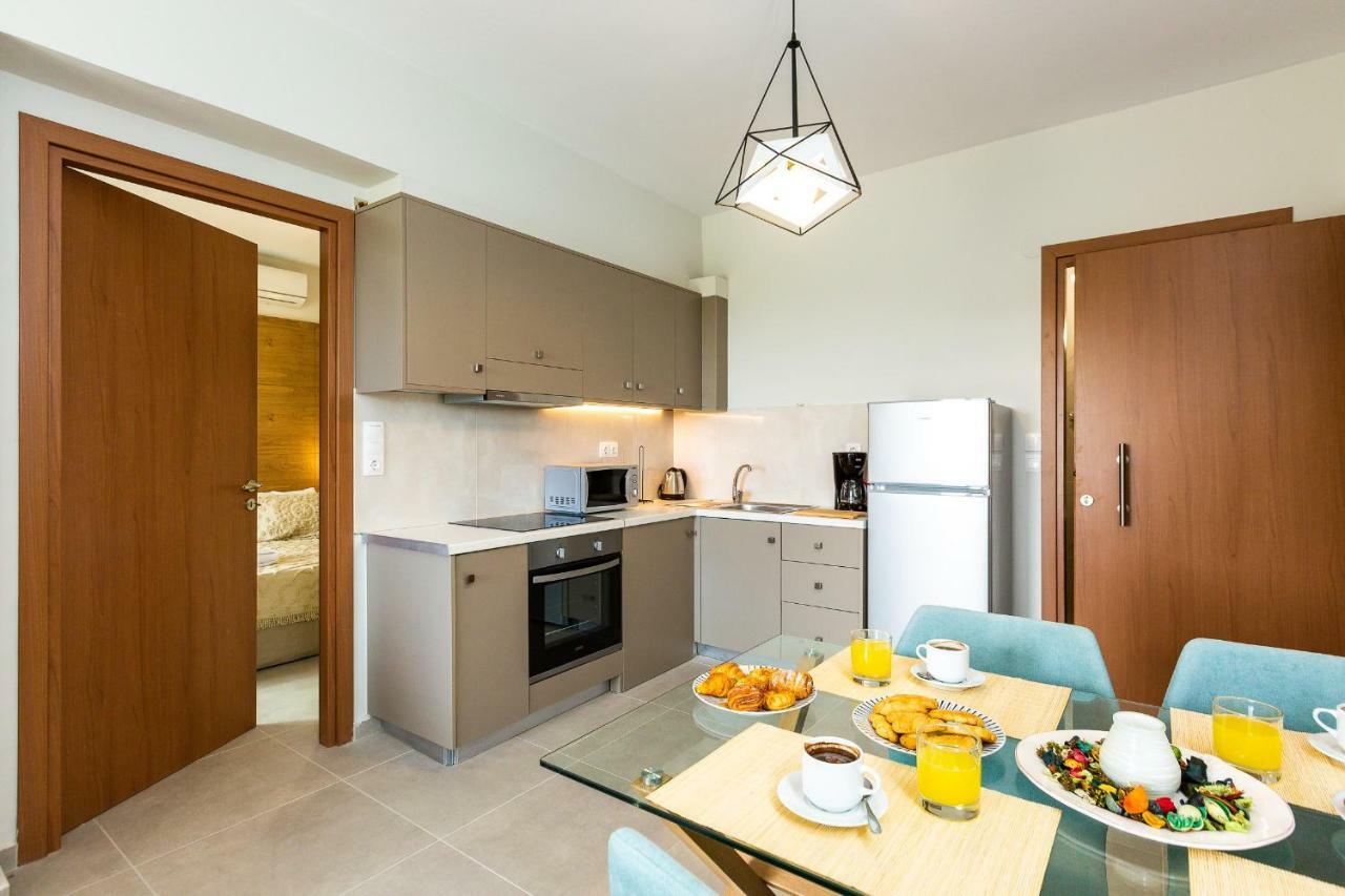 Vigla Suites 罗希姆诺 外观 照片